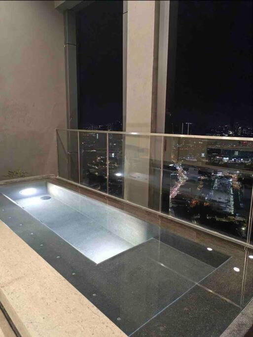 1+ 1 Bedroom 4-5Pax/Klcc/ Bukit Bintang/City View/Mrt 吉隆坡 外观 照片